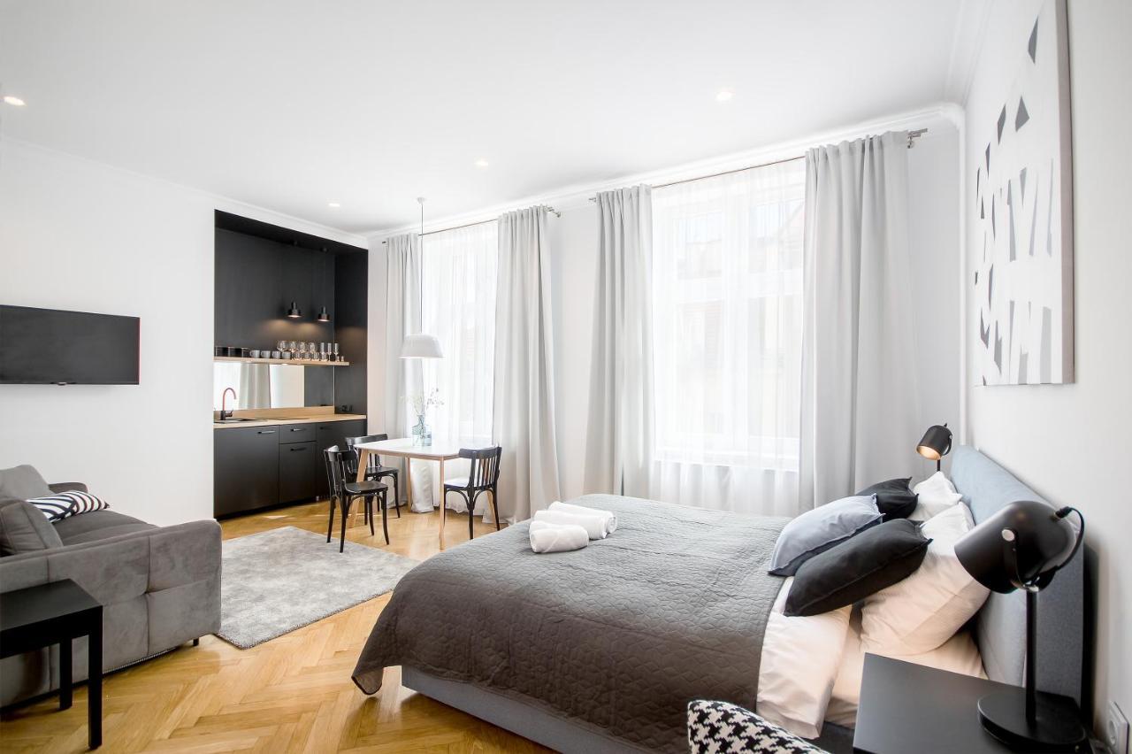 Wanderlust Apartments คราคูฟ ภายนอก รูปภาพ