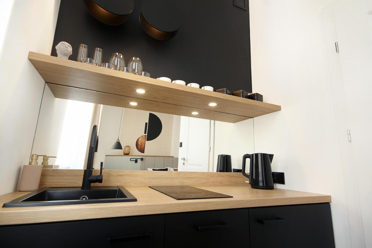 Wanderlust Apartments คราคูฟ ภายนอก รูปภาพ