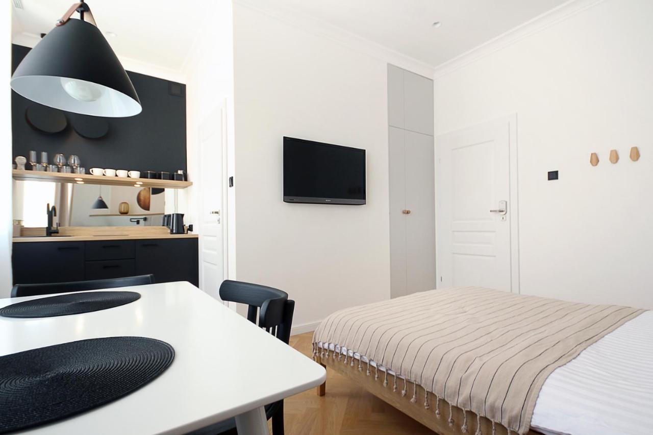 Wanderlust Apartments คราคูฟ ภายนอก รูปภาพ